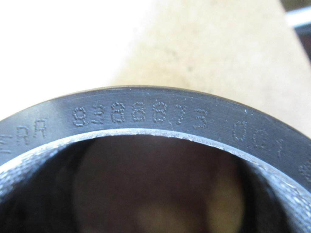 Liebherr 9388873 001 - - Pistons/ Anneaux/ Manchons pour Engins de chantier: photos 3 Liebherr 9388873 001 - - Pistons/ Anneaux/ Manchons pour Engins de chantier: photos 3