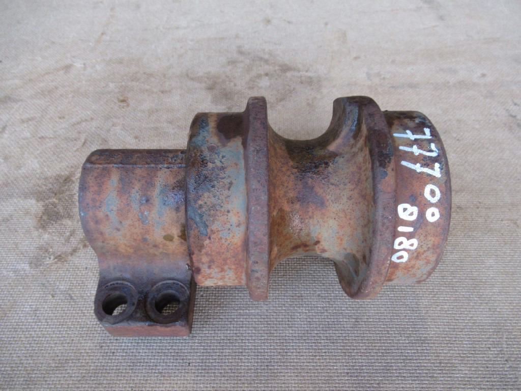 New Holland 71401350 - - Galet à chenilles pour Engins de chantier: photos 4 New Holland 71401350 - - Galet à chenilles pour Engins de chantier: photos 4