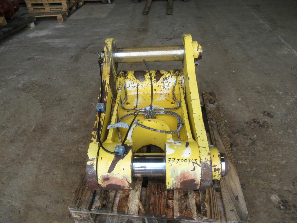 New Holland Kobelco E485 - - Attache rapide pour Engins de chantier: photos 1 New Holland Kobelco E485 - - Attache rapide pour Engins de chantier: photos 1