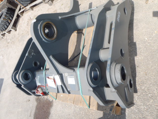 O&K L45 - - Attache rapide pour Engins de chantier: photos 1 O&K L45 - - Attache rapide pour Engins de chantier: photos 1