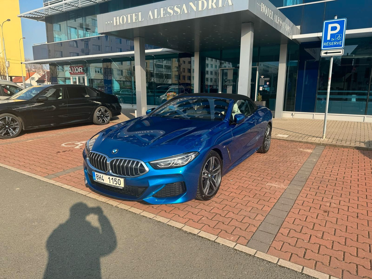 BMW 840 Baureihe 8 Cabrio 840 d xDrive M Sport - Voiture: photos 1 BMW 840 Baureihe 8 Cabrio 840 d xDrive M Sport - Voiture: photos 1