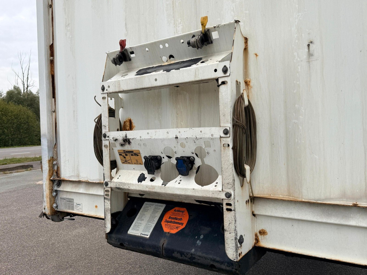 Krone SD - Semi-remorque rideaux coulissants: photos 2 Krone SD - Semi-remorque rideaux coulissants: photos 2