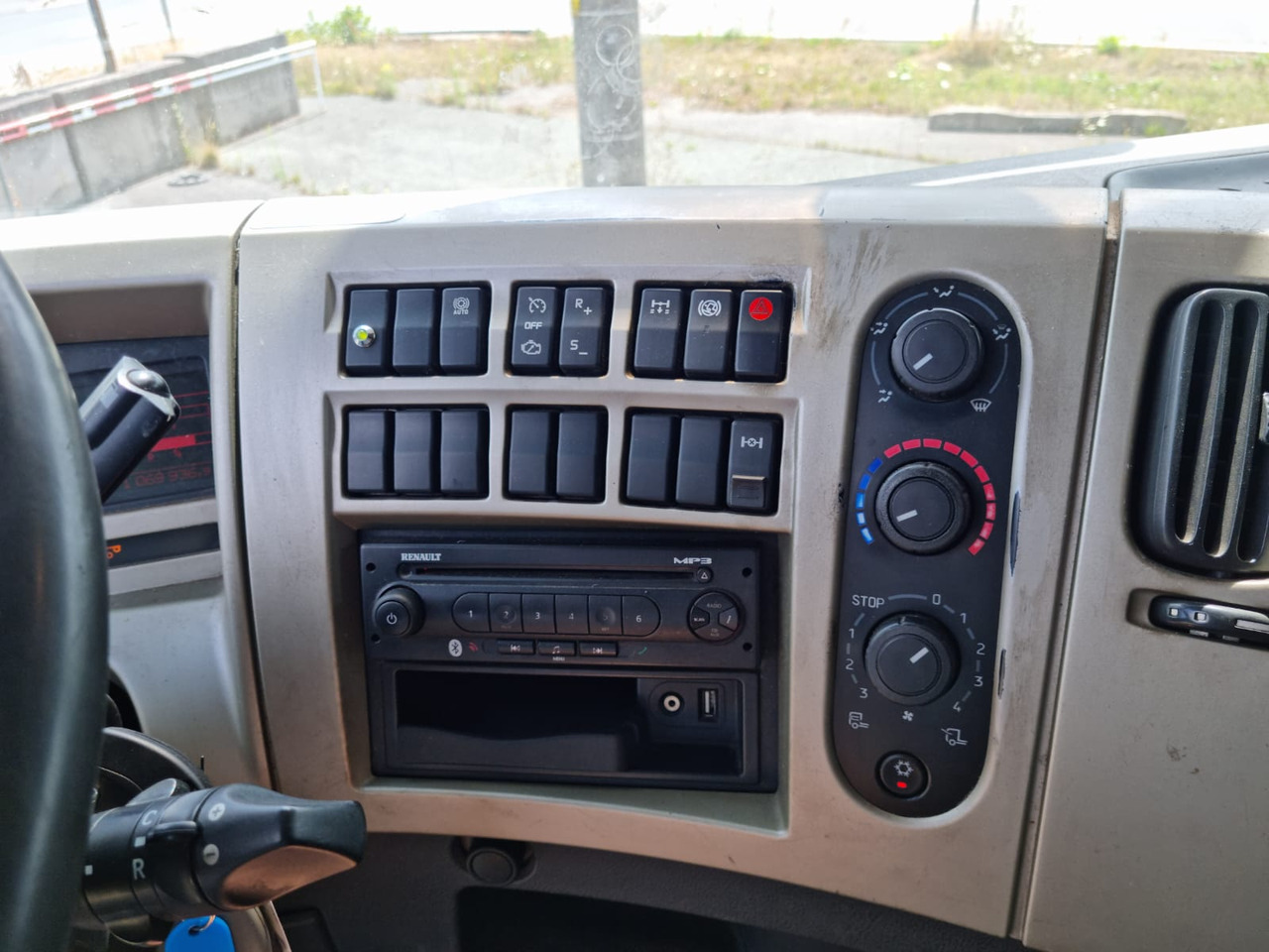 Camion à rideaux coulissants RENAULT Premium 460 PRC3C EEV: photos 10