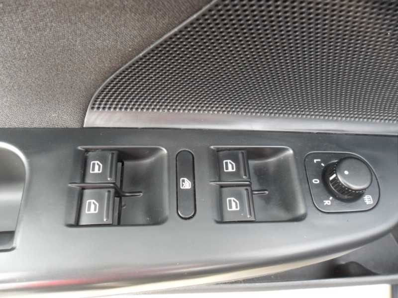 Voiture break Volkswagen Golf VI Variant Trendline: photos 13 Voiture break Volkswagen Golf VI Variant Trendline: photos 13