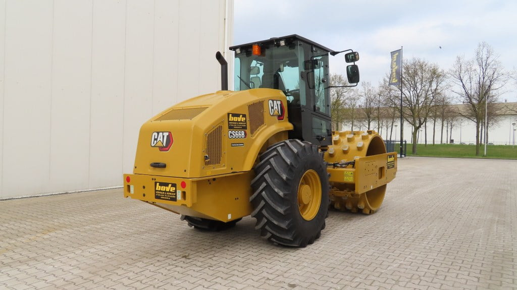 Caterpillar CS 66 B - Compacteur à pieds de mouton/ Monocylindre: photos 2 Caterpillar CS 66 B - Compacteur à pieds de mouton/ Monocylindre: photos 2
