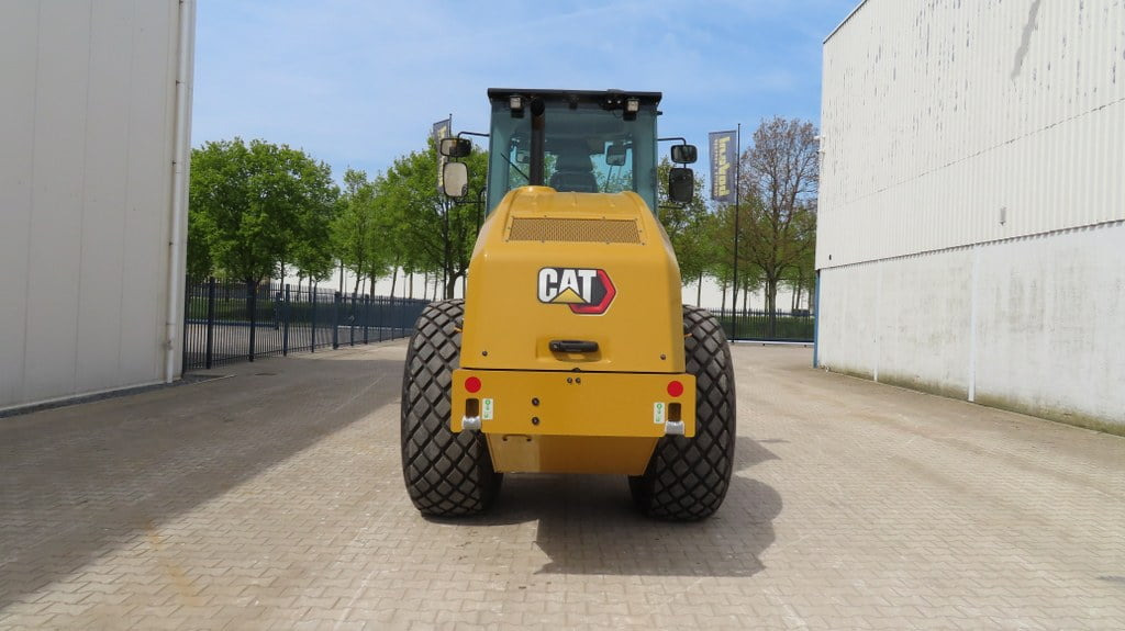 Caterpillar CS66B - Compacteur à pieds de mouton/ Monocylindre: photos 3 Caterpillar CS66B - Compacteur à pieds de mouton/ Monocylindre: photos 3