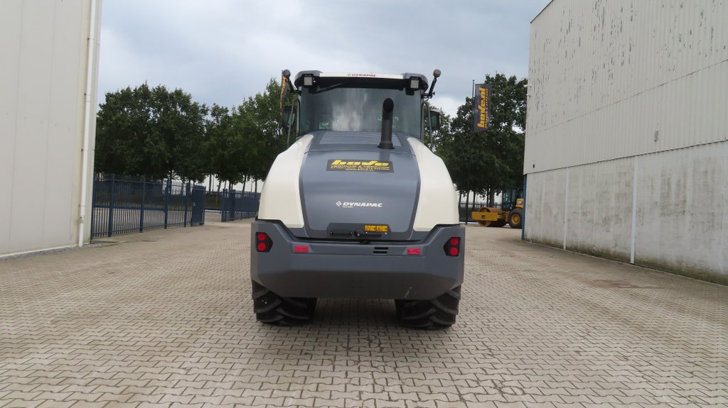 Dynapac CA3500PD - Compacteur à pieds de mouton/ Monocylindre: photos 3 Dynapac CA3500PD - Compacteur à pieds de mouton/ Monocylindre: photos 3