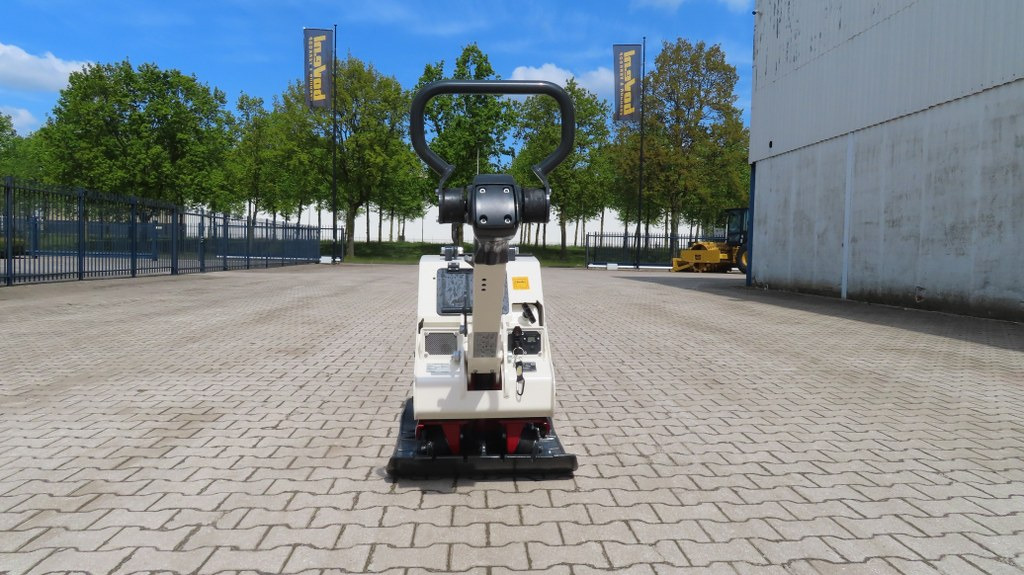 Dynapac DRP 45 DX - Plaque vibrante: photos 3 Dynapac DRP 45 DX - Plaque vibrante: photos 3