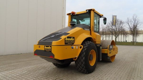 Volvo SD 135 B - Compacteur à pieds de mouton/ Monocylindre: photos 2 Volvo SD 135 B - Compacteur à pieds de mouton/ Monocylindre: photos 2