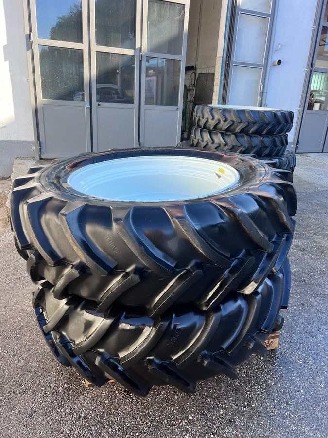Mitas 480/70R38 - Roue complète pour Tracteur agricole: photos 1 Mitas 480/70R38 - Roue complète pour Tracteur agricole: photos 1