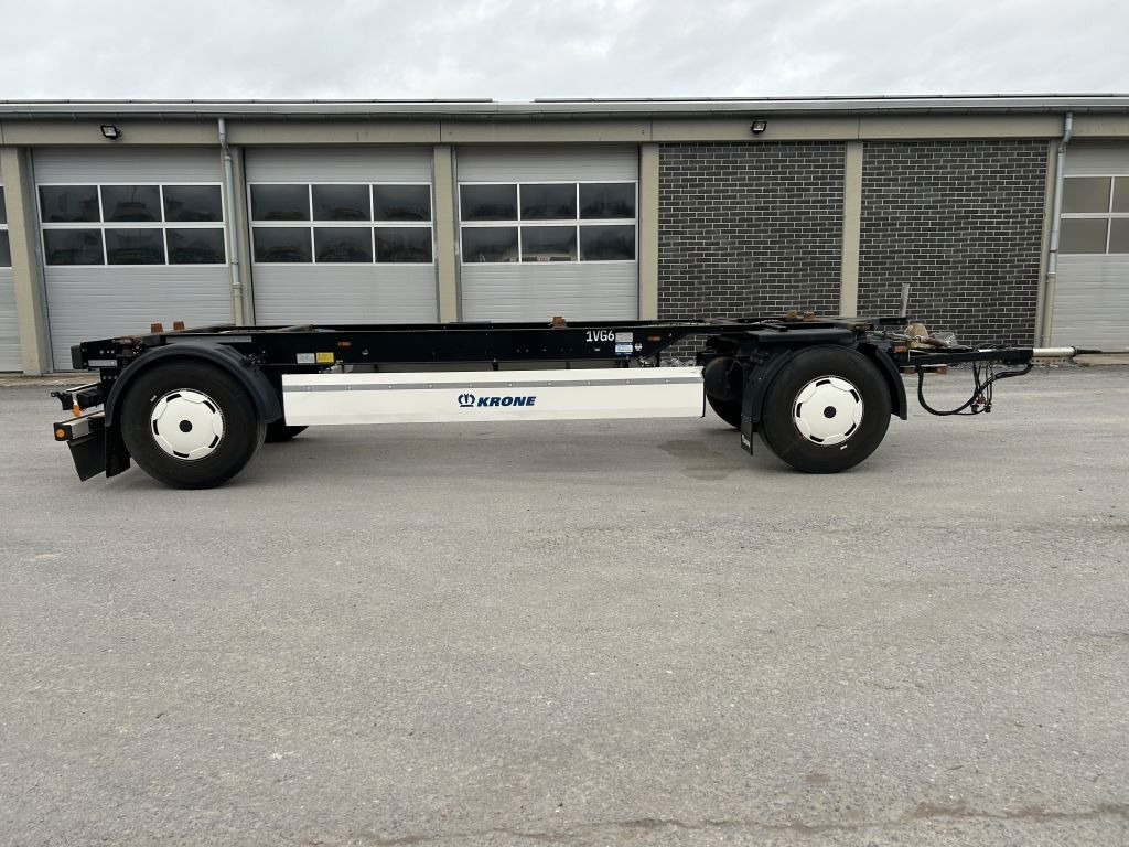 Krone 2 Achswechselfahrgestell, Typ: MAXI AZW 18 eL3B7 - Remorque porte-conteneur/ Caisse mobile: photos 1 Krone 2 Achswechselfahrgestell, Typ: MAXI AZW 18 eL3B7 - Remorque porte-conteneur/ Caisse mobile: photos 1