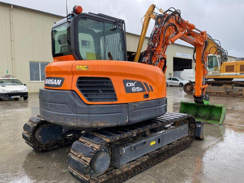 Doosan DX 85 R - Pelle sur chenille: photos 3 Doosan DX 85 R - Pelle sur chenille: photos 3
