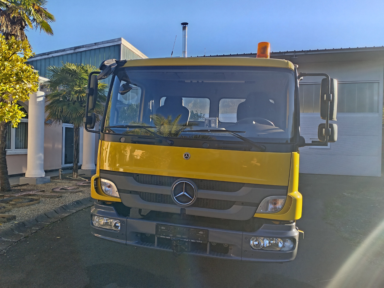 Kamag Mercedes-Benz Kamag Wiesel / WBH25 / KB3659 / mit Ganrantie - Camion porte-conteneur/ Caisse mobile: photos 1 Kamag Mercedes-Benz Kamag Wiesel / WBH25 / KB3659 / mit Ganrantie - Camion porte-conteneur/ Caisse mobile: photos 1