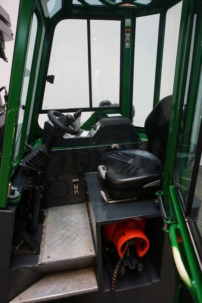 Combilift CB2500LPG - Chariot multidirectionnel: photos 3 Combilift CB2500LPG - Chariot multidirectionnel: photos 3