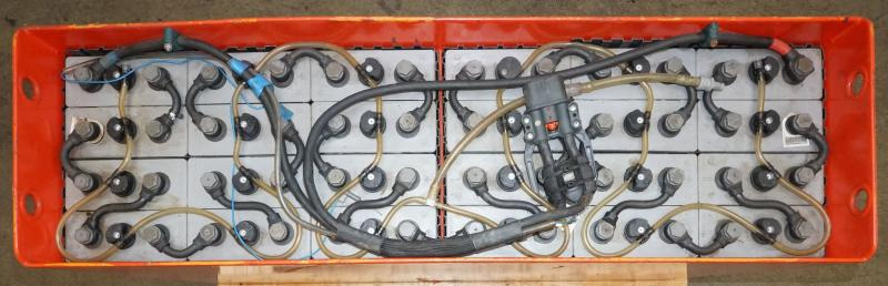 GNB 48 Volt 4 PzS 560 Ah - Accumulateur pour Matériel de manutention: photos 3 GNB 48 Volt 4 PzS 560 Ah - Accumulateur pour Matériel de manutention: photos 3