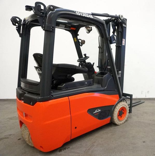 Linde E 16 EVO 386-02 - Chariot élévateur électrique: photos 3 Linde E 16 EVO 386-02 - Chariot élévateur électrique: photos 3