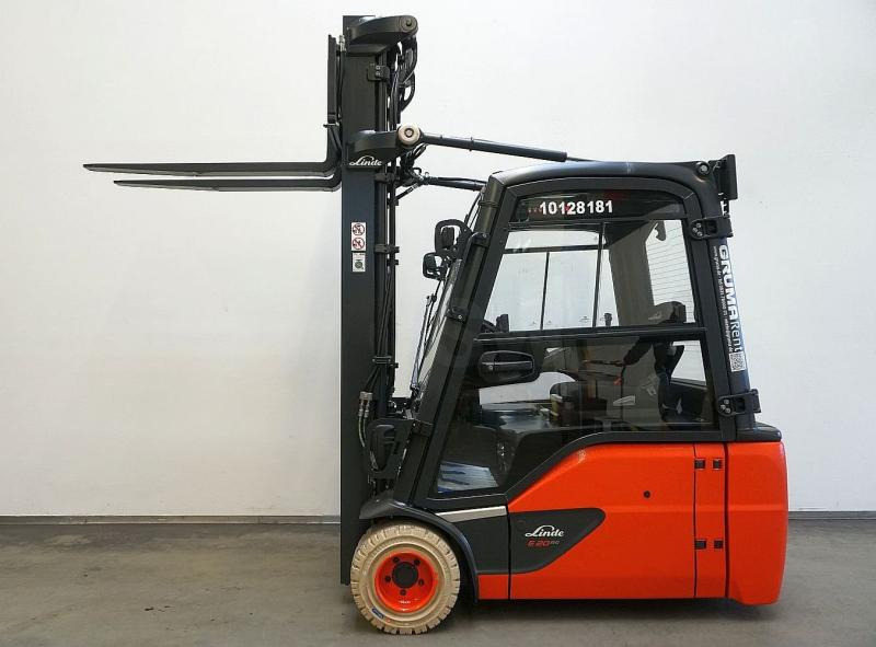 Linde E 20 L EVO 386-02 - Chariot élévateur électrique: photos 3 Linde E 20 L EVO 386-02 - Chariot élévateur électrique: photos 3