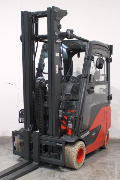 Linde E 20 PH EVO 386-02 - Chariot élévateur électrique: photos 1 Linde E 20 PH EVO 386-02 - Chariot élévateur électrique: photos 1