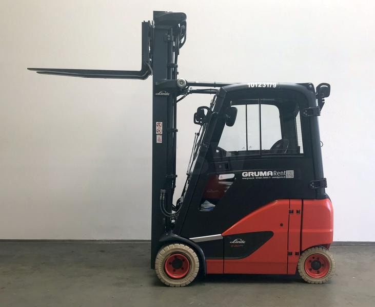 Linde E 20 PH EVO 386-02 - Chariot élévateur électrique: photos 4 Linde E 20 PH EVO 386-02 - Chariot élévateur électrique: photos 4