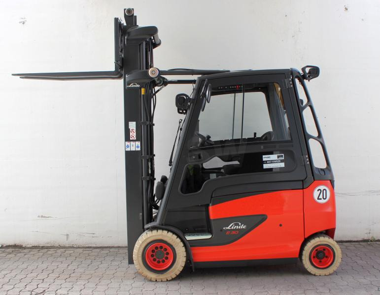 Linde E 30/600 HL 387 - Chariot élévateur électrique: photos 4 Linde E 30/600 HL 387 - Chariot élévateur électrique: photos 4