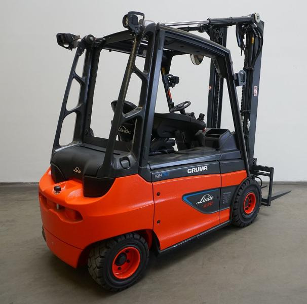 Linde E 30 ION 387 - Chariot élévateur électrique: photos 2 Linde E 30 ION 387 - Chariot élévateur électrique: photos 2