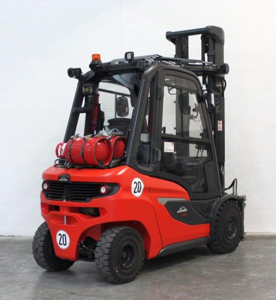 Linde H 30 T 1202 - Chariot élévateur à gaz: photos 2 Linde H 30 T 1202 - Chariot élévateur à gaz: photos 2