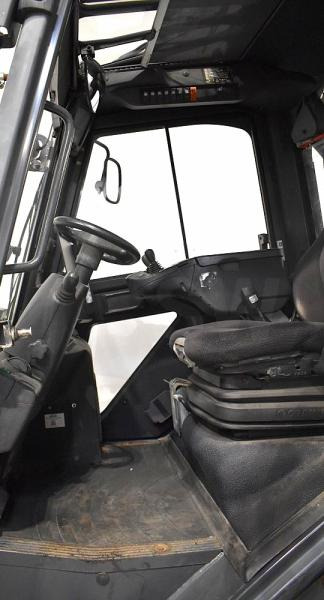 Linde H 35 T EVO 393-02 - Chariot élévateur à gaz: photos 3 Linde H 35 T EVO 393-02 - Chariot élévateur à gaz: photos 3