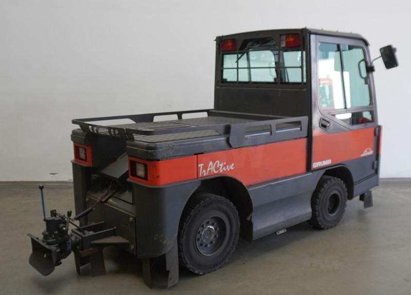 Linde P 250 127-05 - Chariot tracteur: photos 2 Linde P 250 127-05 - Chariot tracteur: photos 2