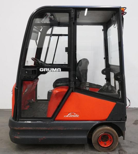 Linde P 60 Z 126 - Chariot tracteur: photos 4 Linde P 60 Z 126 - Chariot tracteur: photos 4