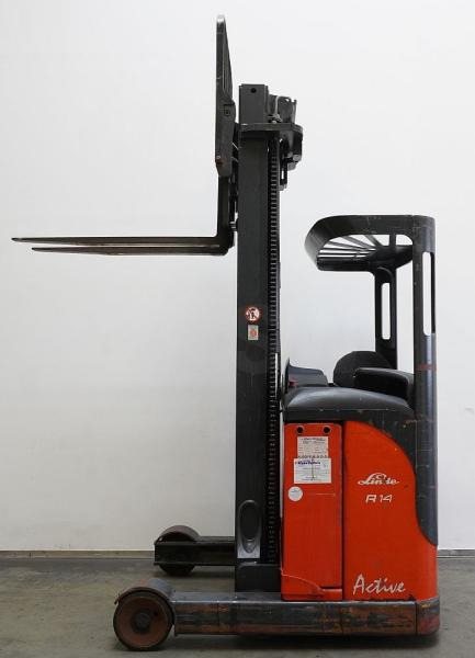 Linde R 14 115 - Chariot à mât rétractable: photos 4 Linde R 14 115 - Chariot à mât rétractable: photos 4