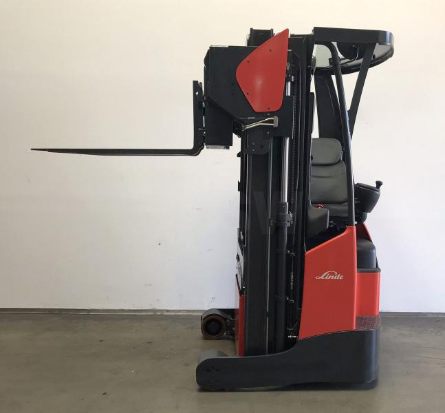 Linde R 16 X 116-03 - Chariot à mât rétractable: photos 4 Linde R 16 X 116-03 - Chariot à mât rétractable: photos 4