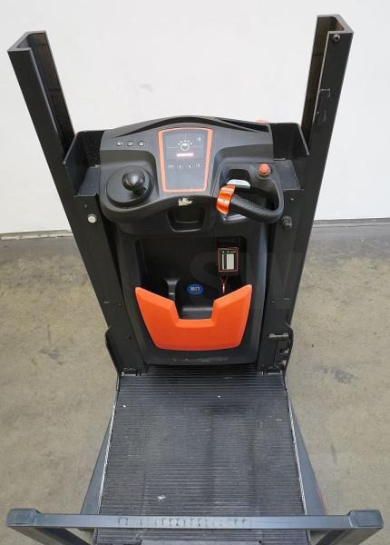 Linde V 10 5212 - Chariot élévateur électrique: photos 3 Linde V 10 5212 - Chariot élévateur électrique: photos 3
