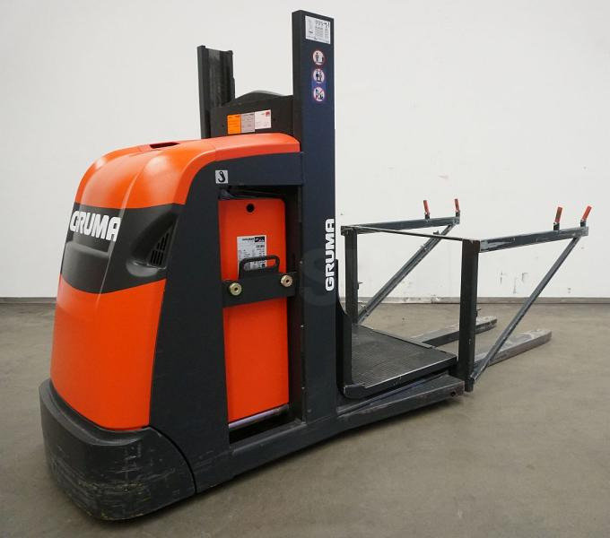 Linde V 10 5212 - Chariot élévateur électrique: photos 1 Linde V 10 5212 - Chariot élévateur électrique: photos 1