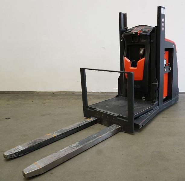 Linde V 10 5212 - Chariot élévateur électrique: photos 2 Linde V 10 5212 - Chariot élévateur électrique: photos 2