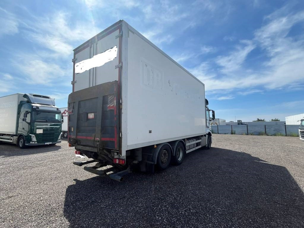 Mercedes-Benz MERCEDES-BENZ 963-0-C serie nr 9823 - Camion fourgon: photos 5 Mercedes-Benz MERCEDES-BENZ 963-0-C serie nr 9823 - Camion fourgon: photos 5