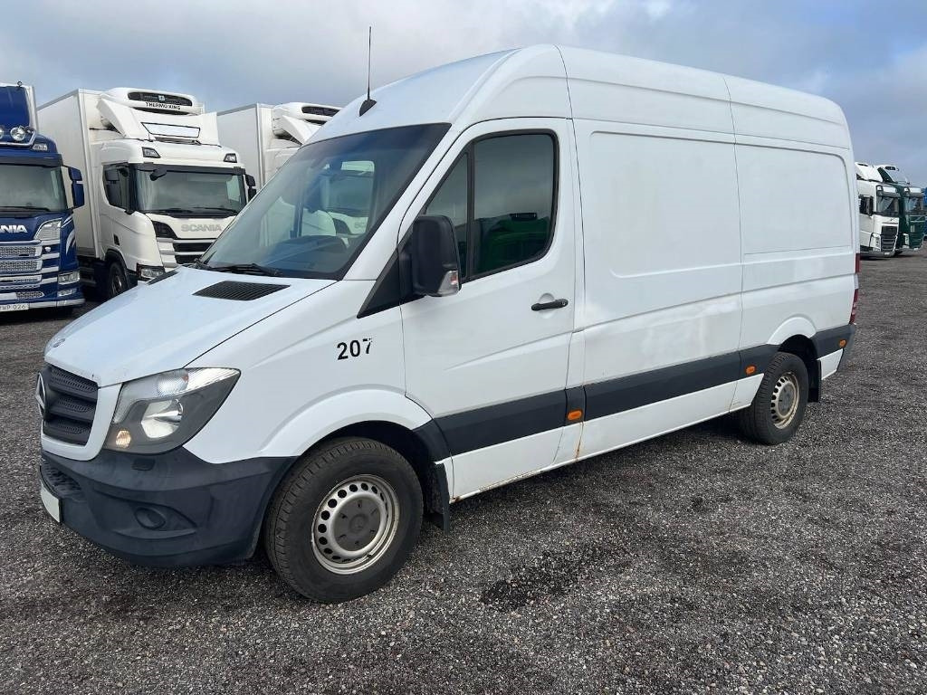 Mercedes-Benz Sprinter 316 CDI serie 6276 - Fourgon utilitaire: photos 1 Mercedes-Benz Sprinter 316 CDI serie 6276 - Fourgon utilitaire: photos 1