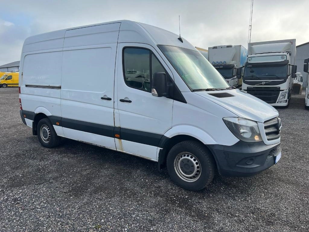 Mercedes-Benz Sprinter 316 CDI serie 6276 - Fourgon utilitaire: photos 2 Mercedes-Benz Sprinter 316 CDI serie 6276 - Fourgon utilitaire: photos 2