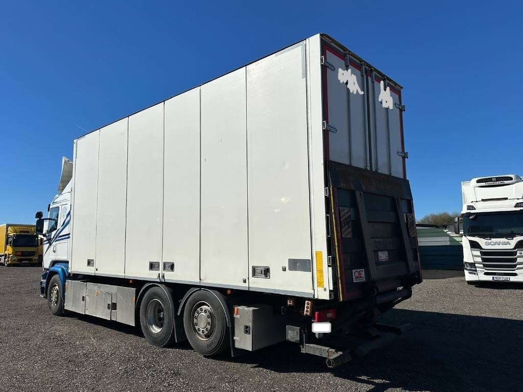 Scania R450LB6X2*4MNB serie 6441 - Camion frigorifique: photos 2 Scania R450LB6X2*4MNB serie 6441 - Camion frigorifique: photos 2