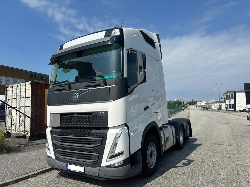 Volvo FH 62 TT serie nr 2251 - Tracteur routier: photos 1 Volvo FH 62 TT serie nr 2251 - Tracteur routier: photos 1
