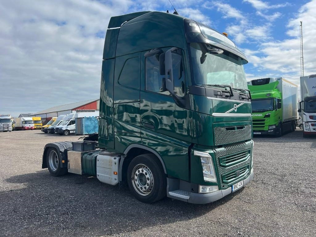 Volvo FH510 4X2 serie 8337 - Tracteur routier: photos 2 Volvo FH510 4X2 serie 8337 - Tracteur routier: photos 2