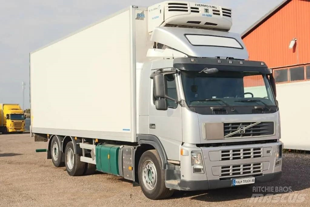 Volvo FM-440 6*2 Serie 8137 - Camion frigorifique: photos 2 Volvo FM-440 6*2 Serie 8137 - Camion frigorifique: photos 2