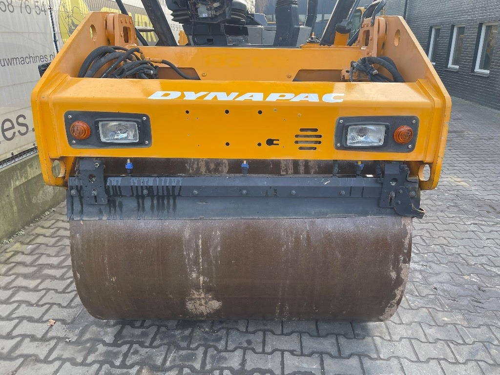 Rouleau compresseur Dynapac CC 224 HF: photos 9