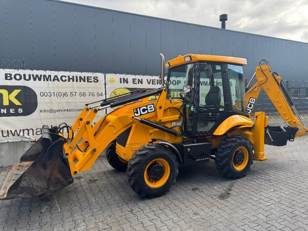 JCB 2 CX - Tractopelle: photos 2 JCB 2 CX - Tractopelle: photos 2