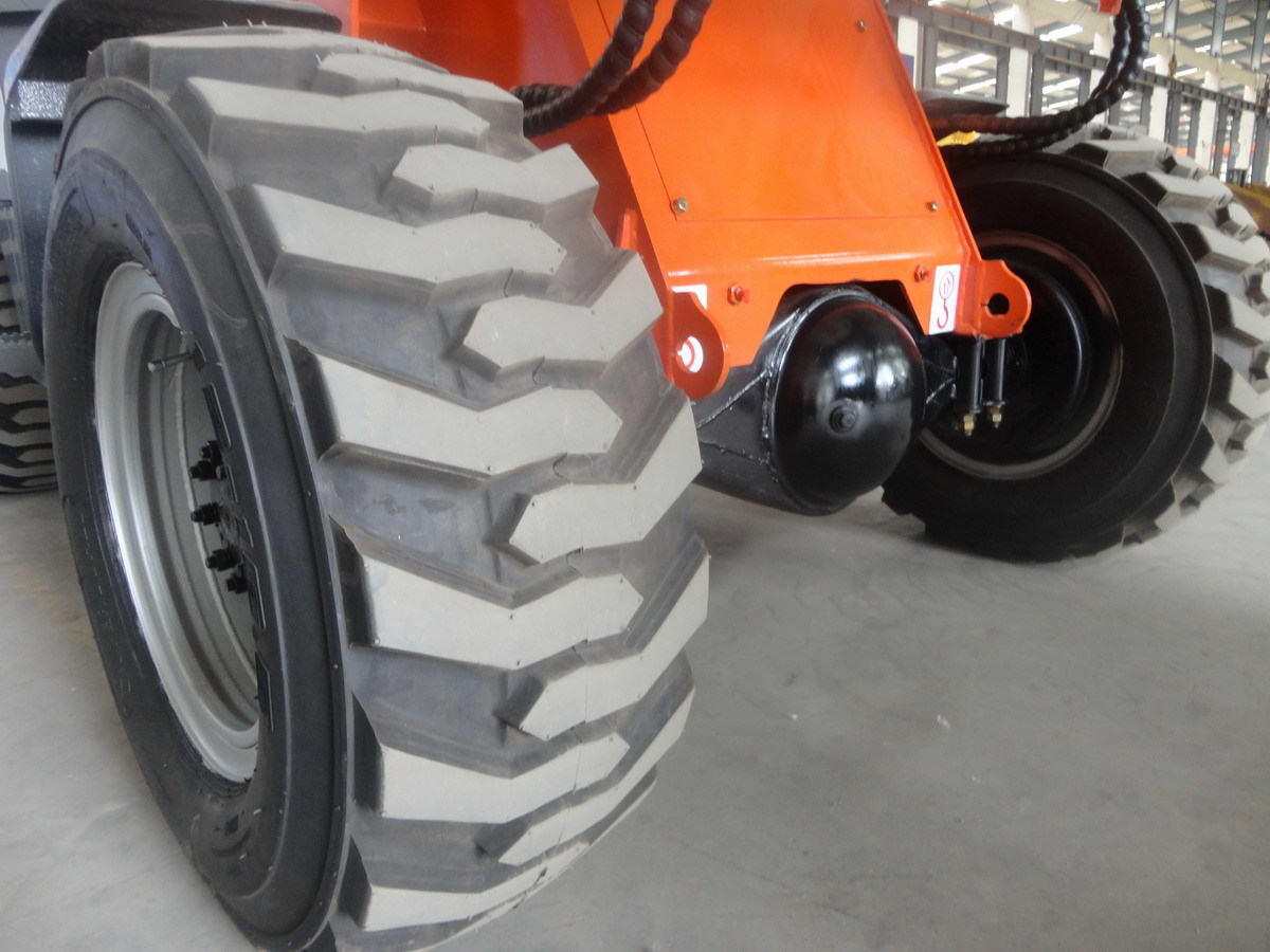 QINGDAO PROMISING China Wheel Loader Tire 12-16.5-12PR - Pneu pour Chargeuse sur pneus: photos 4 QINGDAO PROMISING China Wheel Loader Tire 12-16.5-12PR - Pneu pour Chargeuse sur pneus: photos 4