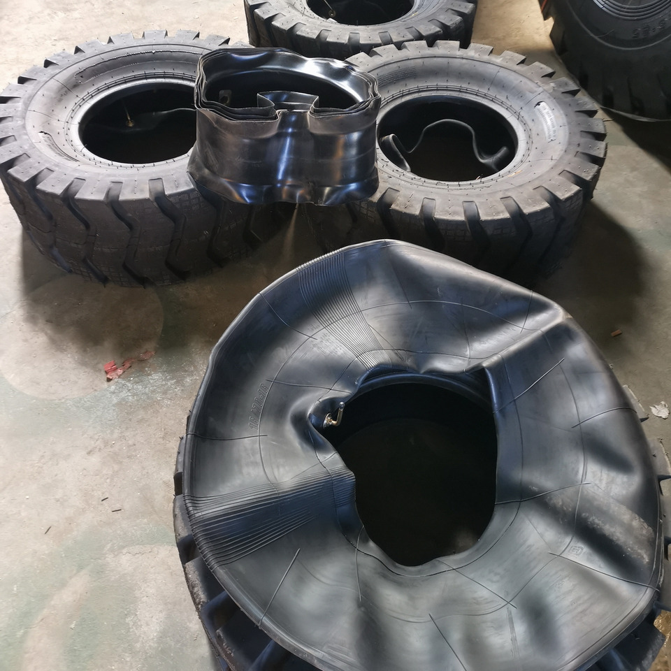Qingdao Promising 20.5/70-16 Pneumatic Tyre Assembly for China Loader - Pneu pour Chargeuse sur pneus: photos 4 Qingdao Promising 20.5/70-16 Pneumatic Tyre Assembly for China Loader - Pneu pour Chargeuse sur pneus: photos 4