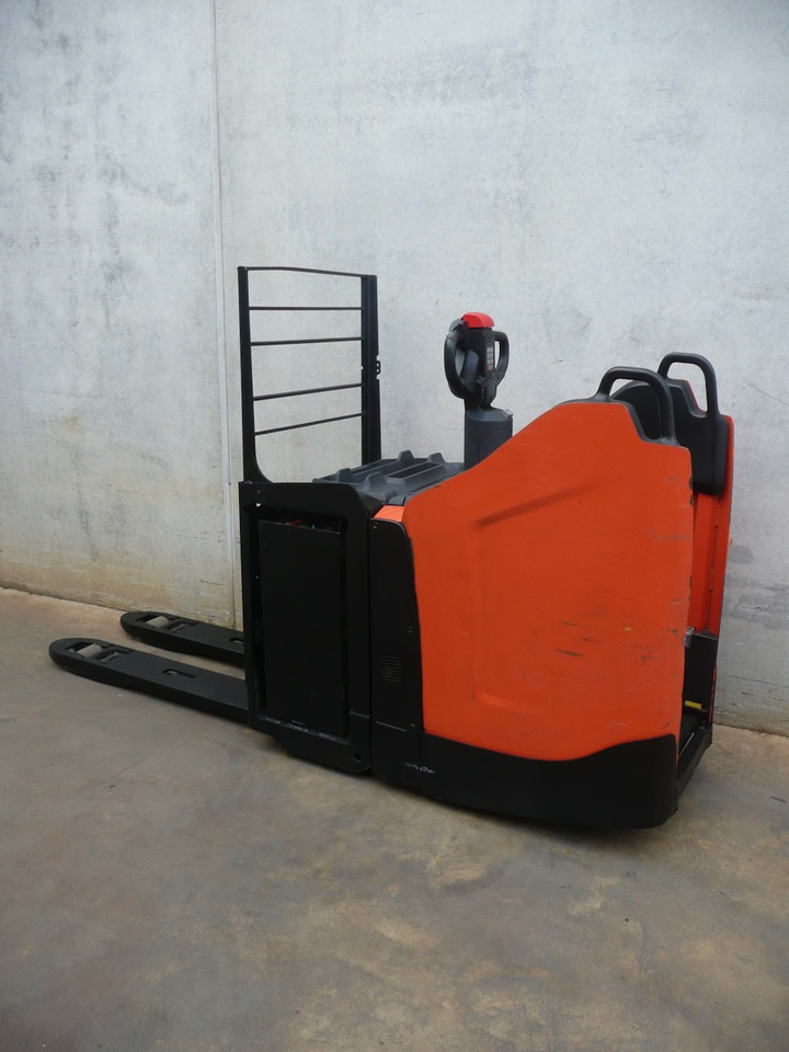 BT LPE 220 - Transpalette: photos 1 BT LPE 220 - Transpalette: photos 1