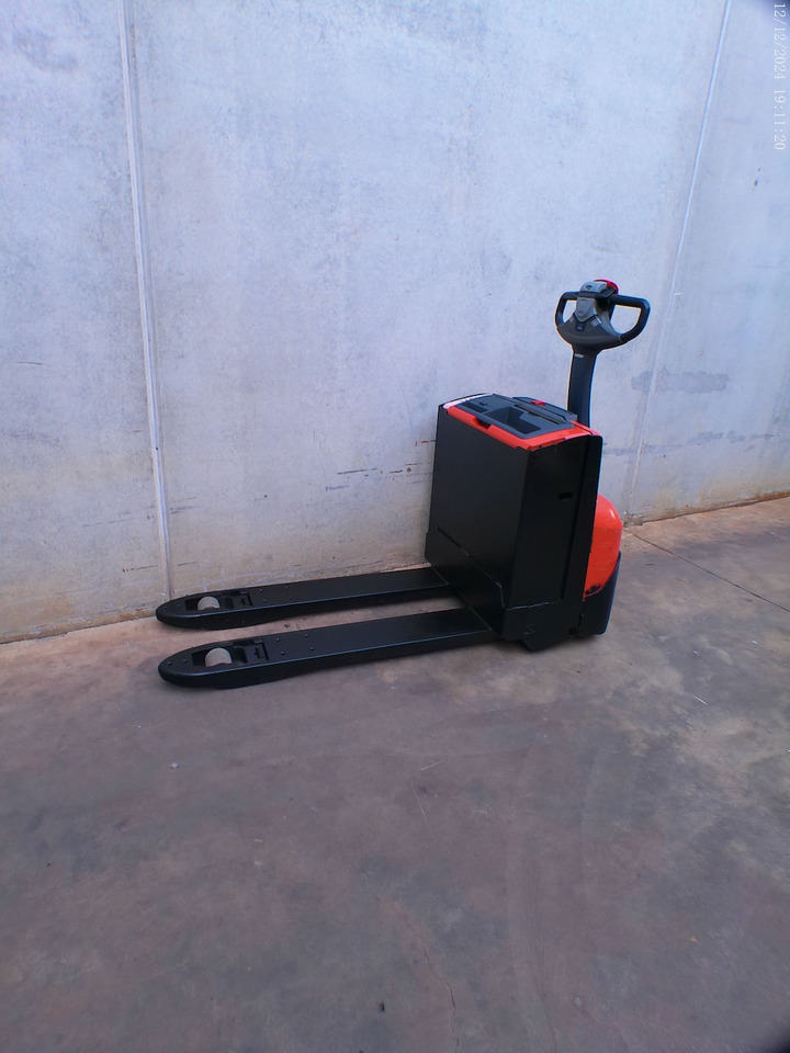 BT LWE 180 - Transpalette: photos 2 BT LWE 180 - Transpalette: photos 2