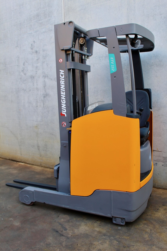 Jungheinrich ETV 112 560 DZ - Chariot à mât rétractable: photos 4 Jungheinrich ETV 112 560 DZ - Chariot à mât rétractable: photos 4