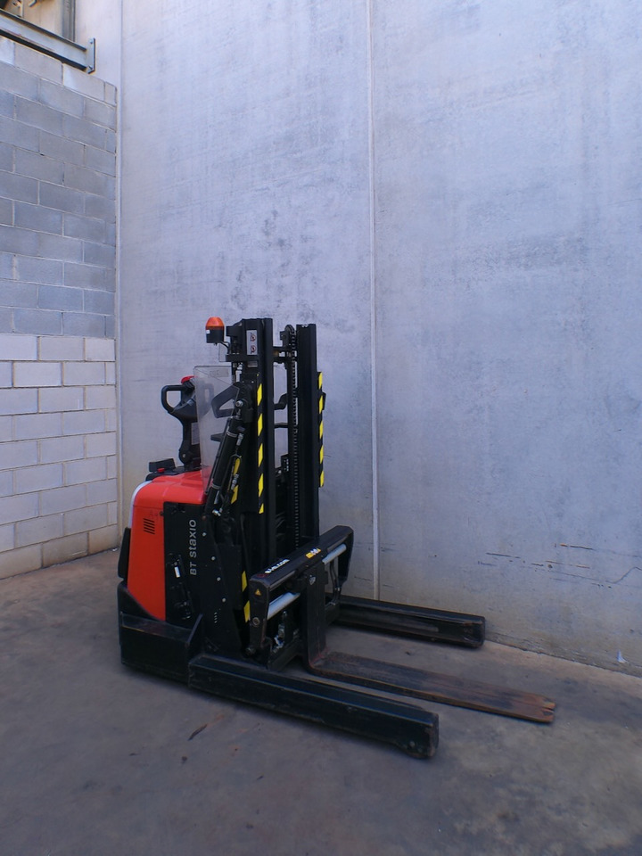 Toyota SPE 120 XR - Gerbeur: photos 4 Toyota SPE 120 XR - Gerbeur: photos 4