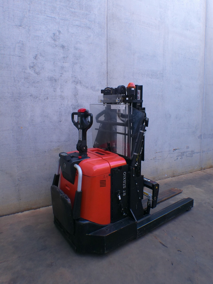 Toyota SPE 120 XR - Gerbeur: photos 3 Toyota SPE 120 XR - Gerbeur: photos 3